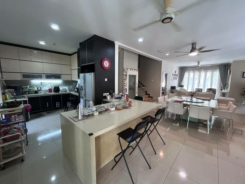 Rumah Teres 3 Tingkat untuk Dijual di Taman Melawati (Ulu Kelang) - Ibrahim Iderus - Kitchen - PropertyGuru.com.my