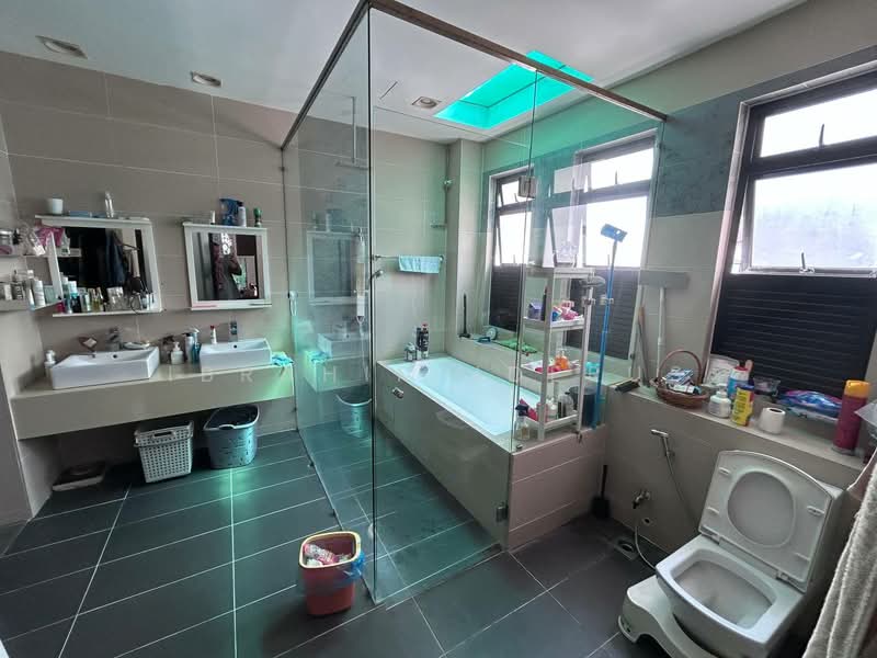 Rumah Teres 3 Tingkat untuk Dijual di Taman Melawati (Ulu Kelang) - Ibrahim Iderus - Bathroom - PropertyGuru.com.my