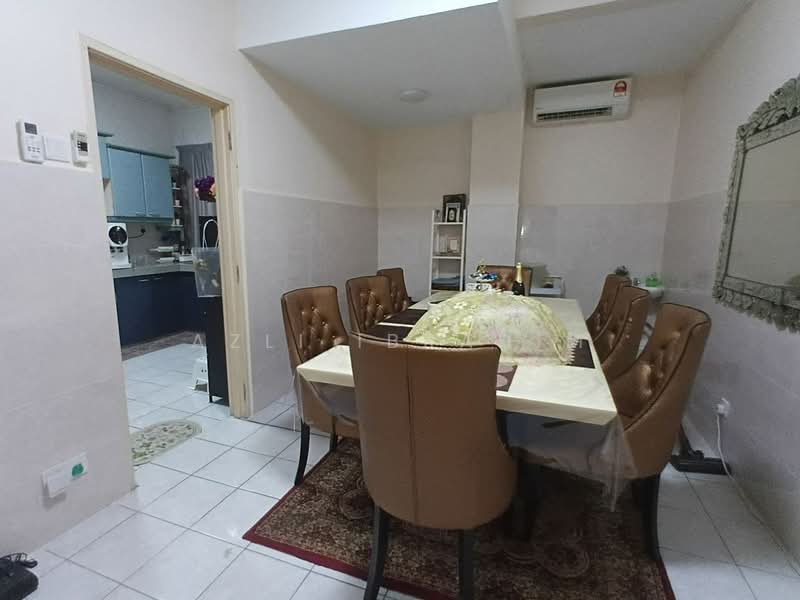 2-storey Terraced House for Sale in Bukit Rahman Putra (Sungai Buloh) - Azli Ibrahim - Dining Room - PropertyGuru.com.my