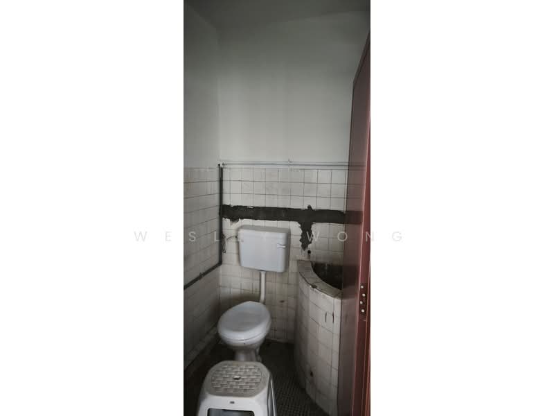 Office for Rent in Taman Midah (Cheras) - Wesley Wong - Bathroom - PropertyGuru.com.my
