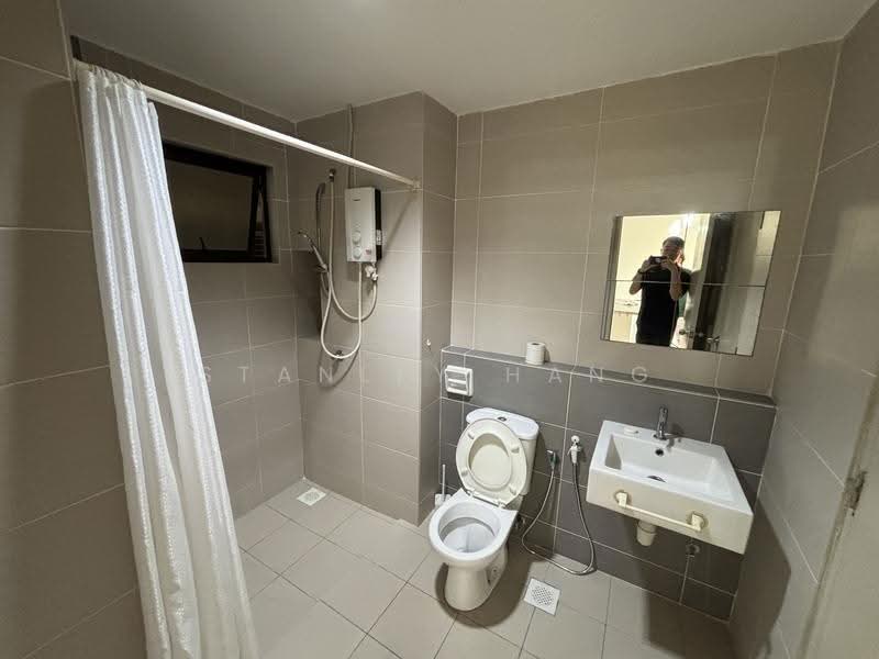 Kediaman Servis untuk Disewa di SetiaWalk - Stanley Hang - Bathroom - PropertyGuru.com.my