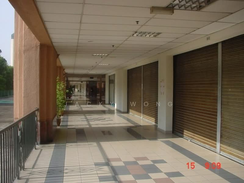 Pejabat untuk Disewa di Bandar Puteri Puchong (Puchong) - Jacky Wong - Corridor - PropertyGuru.com.my