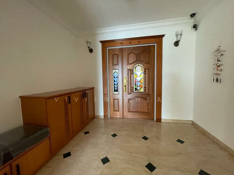 Kondominium untuk Dijual di Gurney Beach Resort - Vivien Cheah - Entrance - PropertyGuru.com.my