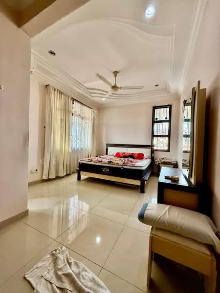 Rumah Teres 2-Tingkat untuk Dijual di Taman Desa Tebrau (Tebrau) - Kelvin Koay - Bedroom - PropertyGuru.com.my