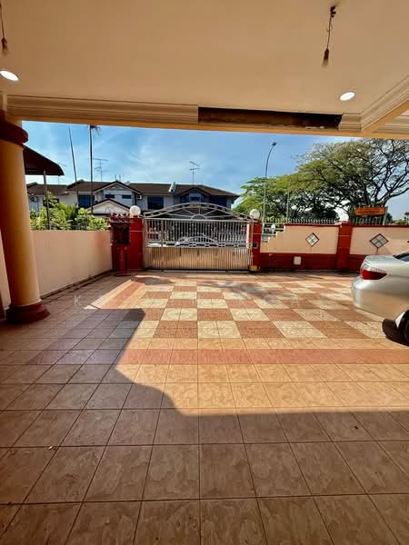 Rumah Teres 2-Tingkat untuk Dijual di Taman Desa Tebrau (Tebrau) - Kelvin Koay - Exterior - PropertyGuru.com.my