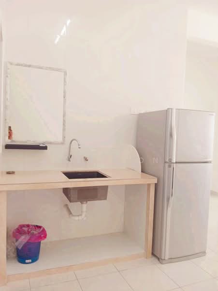 Apartment for Rent at The Rise Collection 3 - Jinelle Ong - Kitchen - PropertyGuru.com.my