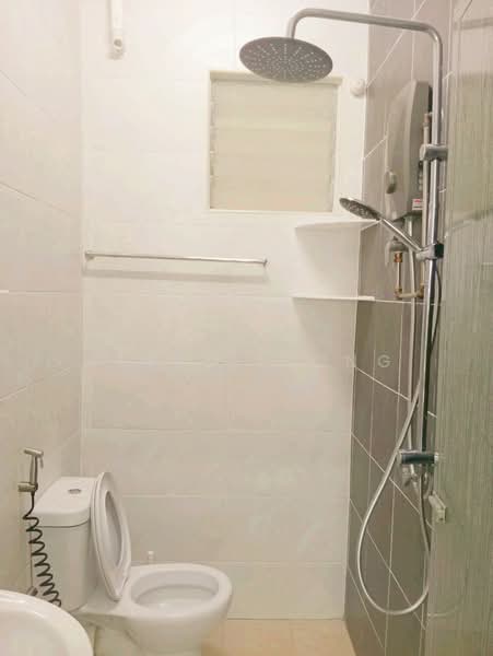 Apartment for Rent at The Rise Collection 3 - Jinelle Ong - Bathroom - PropertyGuru.com.my