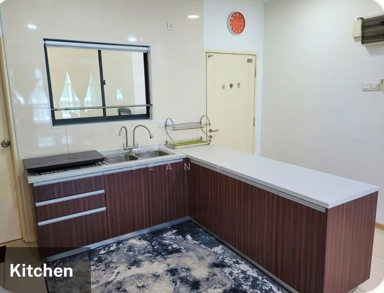 Servis Apartment untuk Disewa di Vista Alam Serviced Apartment - Sean Lo - Kitchen - PropertyGuru.com.my