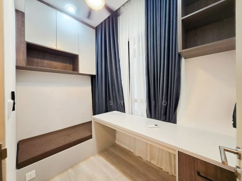 Service Residence for Sale at Quinn Residence - Zul Syafiq - Study - PropertyGuru.com.my