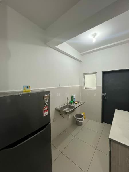 Condominium for Rent at Ashton Tower - Vui Onn Liaw - Kitchen - PropertyGuru.com.my