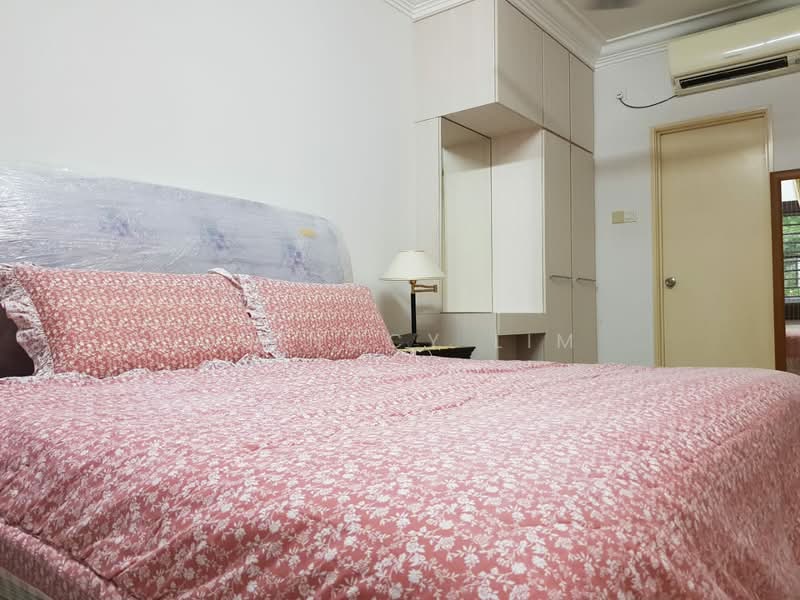 Pangsapuri untuk Dijual di Larkin Residence (Phase Three) - Quinccy Lim - Bedroom - PropertyGuru.com.my