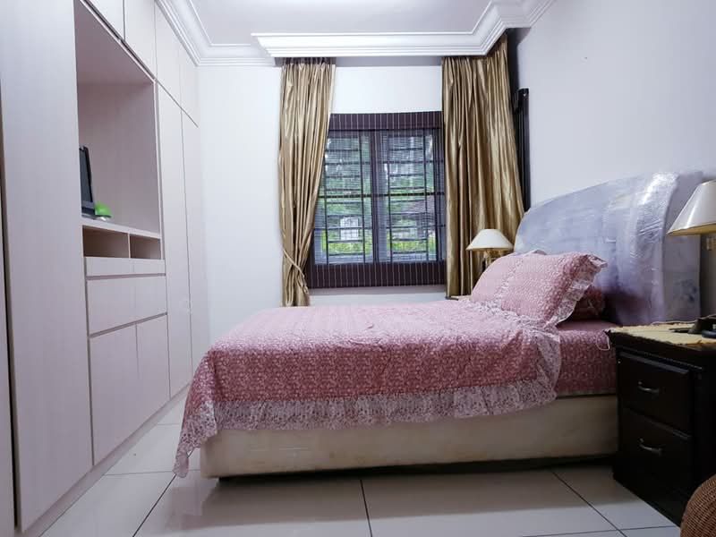 Pangsapuri untuk Dijual di Larkin Residence (Phase Three) - Quinccy Lim - Bedroom - PropertyGuru.com.my