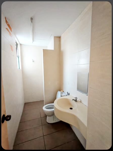 Service Residence for Rent at Platinum Lake PV 21 - Henry Lim - Bathroom - PropertyGuru.com.my