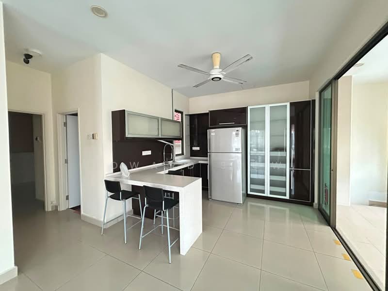 Bungalow for Rent in Austin Heights (Tebrau) - Edward Siow - Kitchen - PropertyGuru.com.my