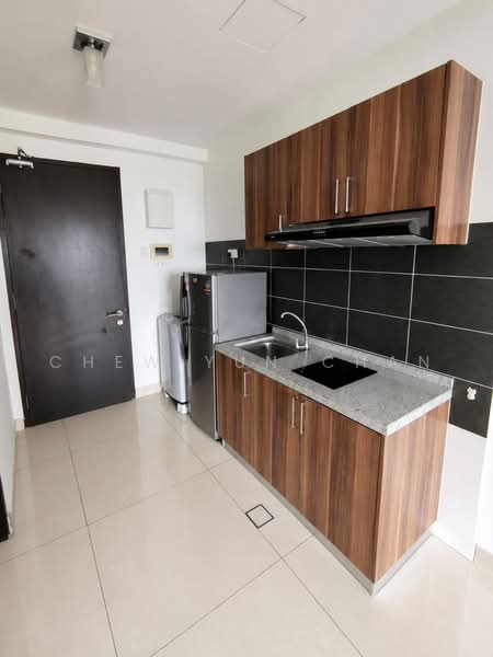Servis Apartment untuk Dijual di D'Inspire Residence (Inspira Bestari) - Chew Yun Chan - Kitchen - PropertyGuru.com.my