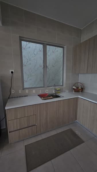 Kondominium untuk Disewa di Residensi Adelia 4 - Derrick Hee - Kitchen - PropertyGuru.com.my