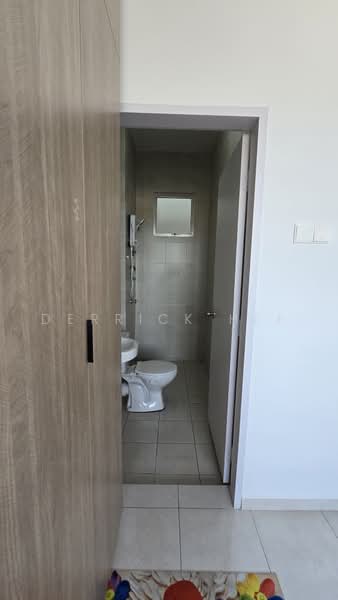 Kondominium untuk Disewa di Residensi Adelia 4 - Derrick Hee - Bathroom - PropertyGuru.com.my