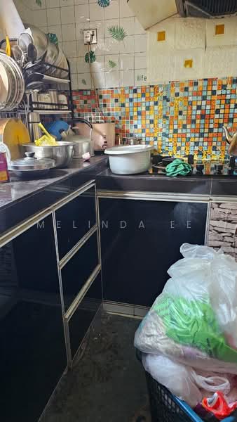2-storey Terraced House for Sale in Bandar Putra (Kulai) - Melinda Ee - Kitchen - PropertyGuru.com.my