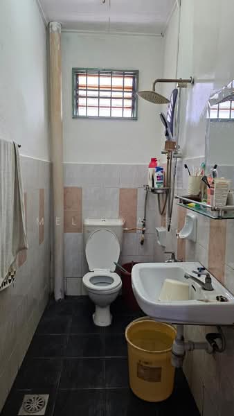 2-storey Terraced House for Sale in Bandar Putra (Kulai) - Melinda Ee - Bathroom - PropertyGuru.com.my