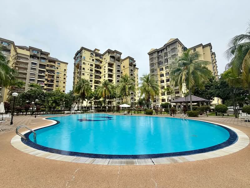 Kondominium untuk Dijual di Sri Manja Court - Azli Ibrahim - Exterior - PropertyGuru.com.my