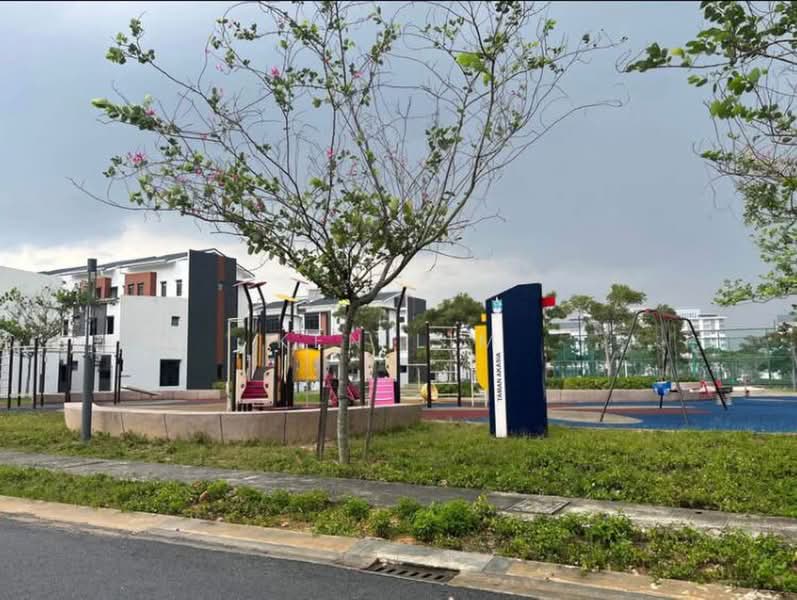 1.5-storey Terraced House for Rent in Taman Akasia (Semenyih) - Ken Lim - Exterior - PropertyGuru.com.my