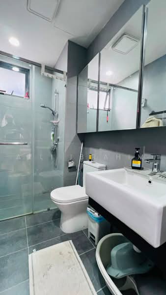 Service Residence for Sale at Sunway Avila Residences - Azli Ibrahim - Bathroom - PropertyGuru.com.my