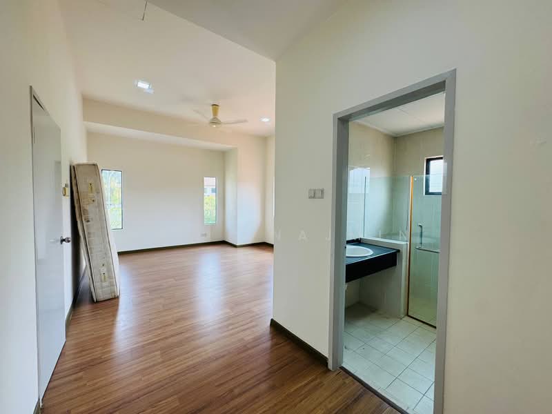 Rumah Teres 2 Tingkat untuk Dijual di Cahaya Spk (Shah Alam) - Amril Najmin - PropertyGuru.com.my