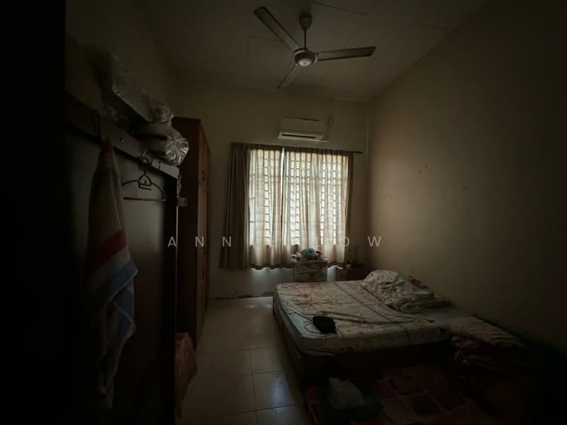 Rumah Berkembar untuk Dijual di Muar (Johor) - Annie Low - Bedroom - PropertyGuru.com.my