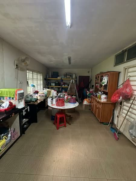 Rumah Berkembar untuk Dijual di Muar (Johor) - Annie Low - Kitchen - PropertyGuru.com.my