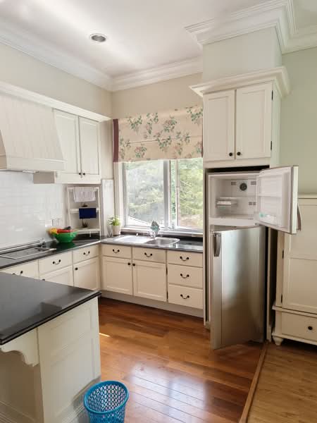 Apartment for Sale at Bunga Raya Apartment - Kim L. Law - Kitchen - PropertyGuru.com.my