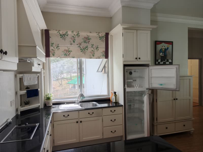 Apartment for Sale at Bunga Raya Apartment - Kim L. Law - Kitchen - PropertyGuru.com.my