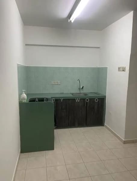 Rumah Flat untuk Disewa di Green Garden - Abby Woo - Kitchen - PropertyGuru.com.my