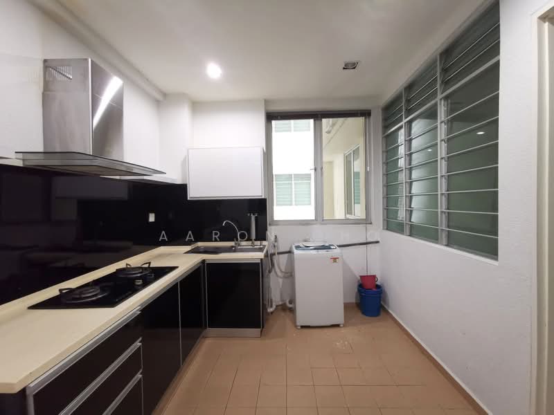 Kondominium untuk Disewa di The Waterfront Condominium - Aaron Gho - Kitchen - PropertyGuru.com.my