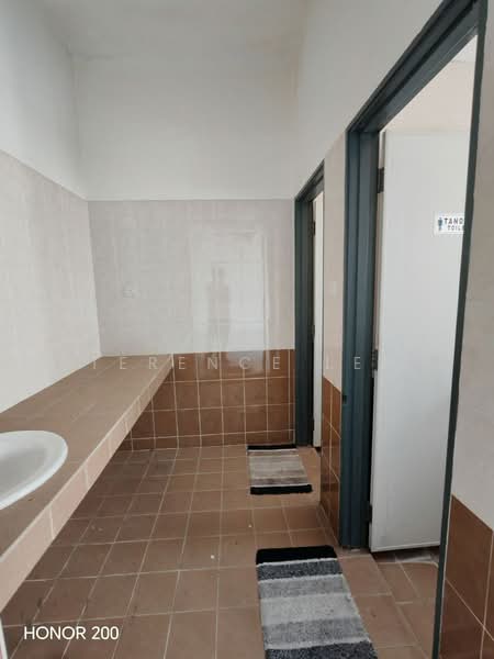 Shop / Office for Rent in Setia Alam (Selangor) - Terence Lee - Bathroom - PropertyGuru.com.my