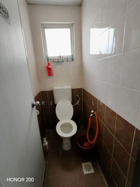 Shop / Office for Rent in Setia Alam (Selangor) - Terence Lee - Bathroom - PropertyGuru.com.my
