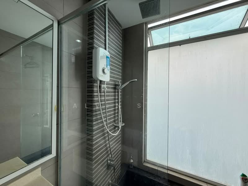 Servis Apartment untuk Disewa di The Loft @ ZetaPark - Alvin Sow - Bathroom - PropertyGuru.com.my