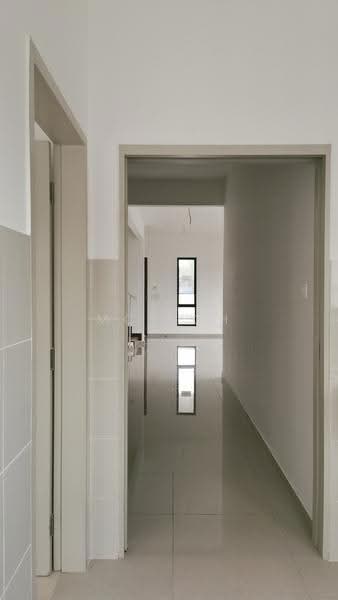 Rumah Teres 2-Tingkat untuk Dijual di Setia Indah (Setia Alam) - MC Soh - Corridor - PropertyGuru.com.my