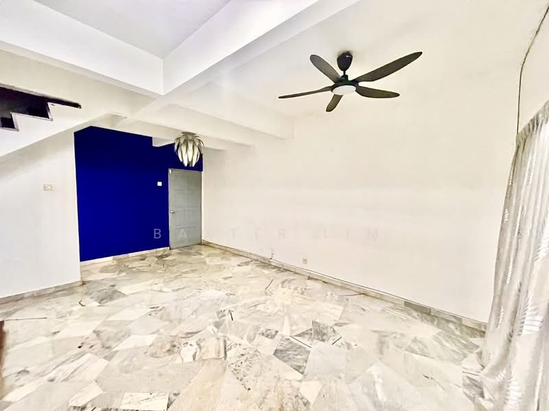 2-storey Terraced House for Sale in Shah Alam (Selangor) - Baxter Lim - Living Room - PropertyGuru.com.my
