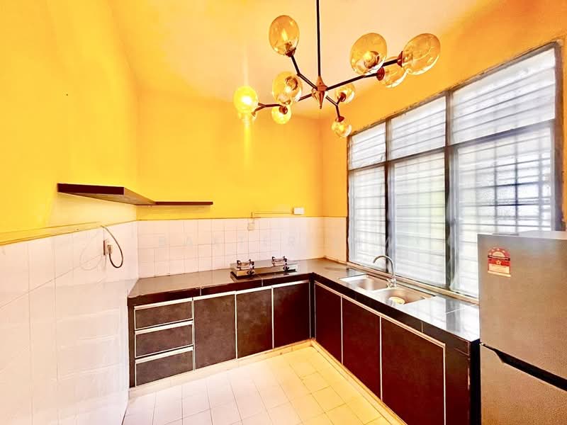 2-storey Terraced House for Sale in Shah Alam (Selangor) - Baxter Lim - Kitchen - PropertyGuru.com.my