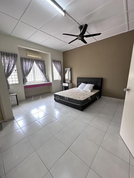2-storey Terraced House for Sale in Taman Cheng Perdana (Cheng) - Jason Tay - Bedroom - PropertyGuru.com.my