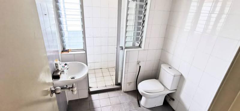 2-storey Terraced House for Sale in Seksyen U13 (Setia Alam) - MC Soh - Bathroom - PropertyGuru.com.my