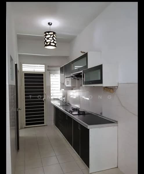 2-storey Terraced House for Rent in Sutera Damansara (Damansara Damai) - Tony Leong - Kitchen - PropertyGuru.com.my