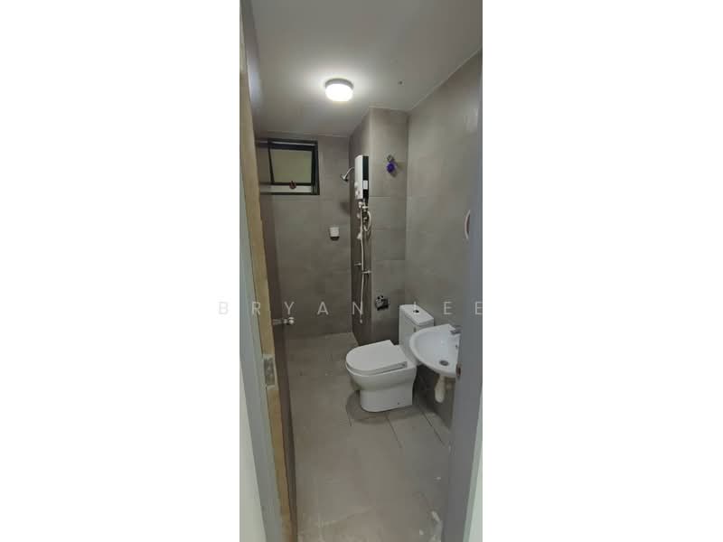 Servis Apartment untuk Disewa di KL Traders Square - Bryan Lee - Bathroom - PropertyGuru.com.my