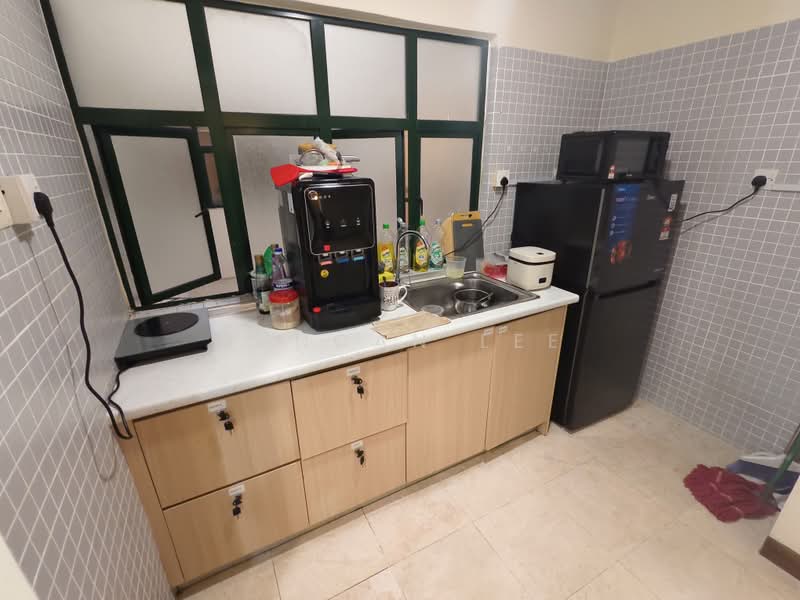 Kondominium untuk Disewa di 10 Semantan Suites - Duncan Lee - Kitchen - PropertyGuru.com.my