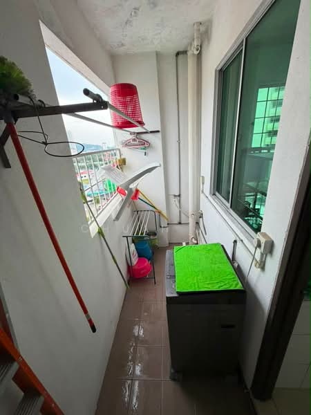 Pangsapuri untuk Disewa di Seri Emas - Chuah Jy - Balcony - PropertyGuru.com.my