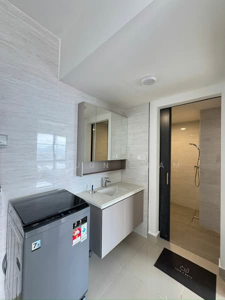 Service Residence for Rent at Baron Residence @ Lake City - Yi Jun Cham - Bathroom - PropertyGuru.com.my