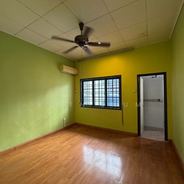 2-storey Terraced House for Sale in Mutiara Rini (Skudai) - Keith Shum - Interior - PropertyGuru.com.my