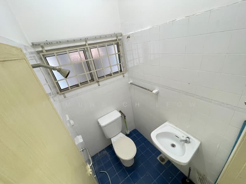 Rumah Teres 2 Tingkat untuk Dijual di Selayang (Selangor) - Edmund CH Leow - Bathroom - PropertyGuru.com.my