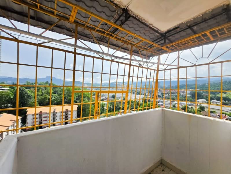 Pangsapuri untuk Dijual di Menara Jentayu Apartment - Zul Syafiq - Balcony - PropertyGuru.com.my