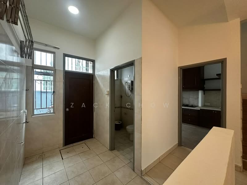 Rumah Teres 2 Tingkat untuk Dijual di Austin Perdana (Tebrau) - Zack Chow - Bathroom - PropertyGuru.com.my